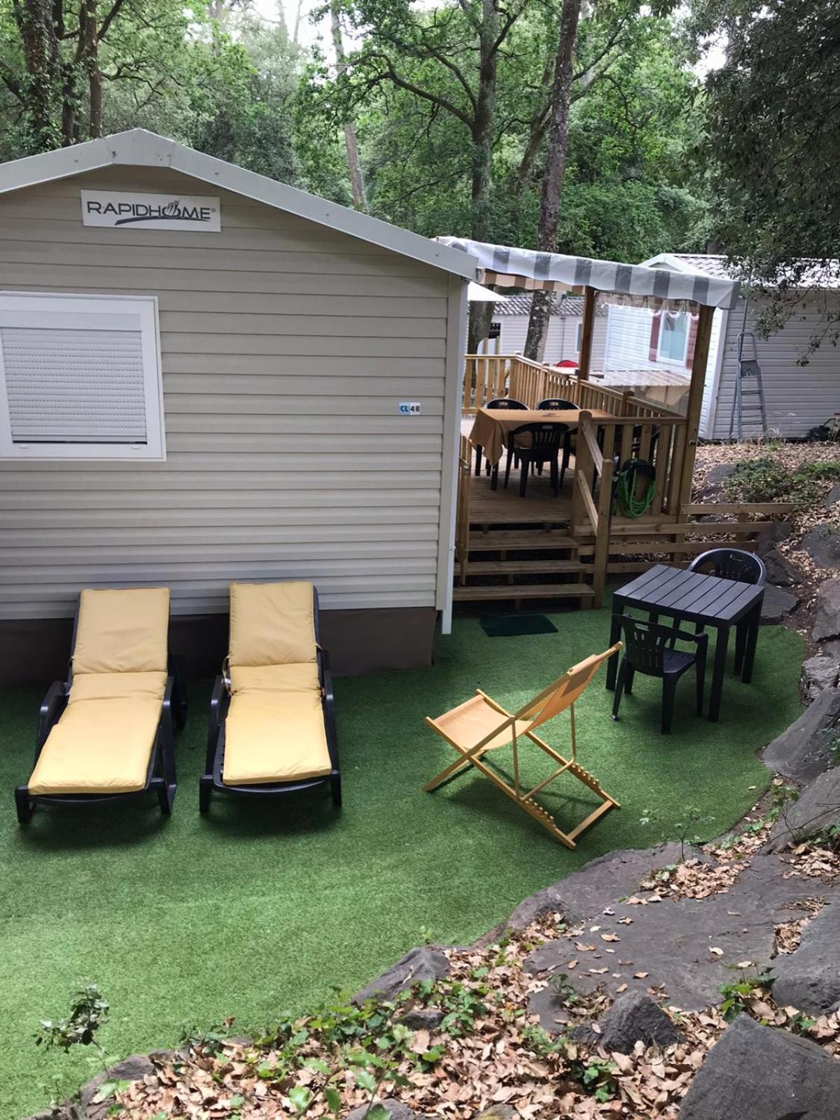 Campingplatz Mobil Confort 3 Les Pierres Couchees *